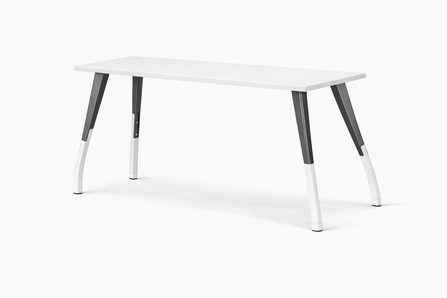Scala Desk Modern Workspace Desk for Contemporary Offices