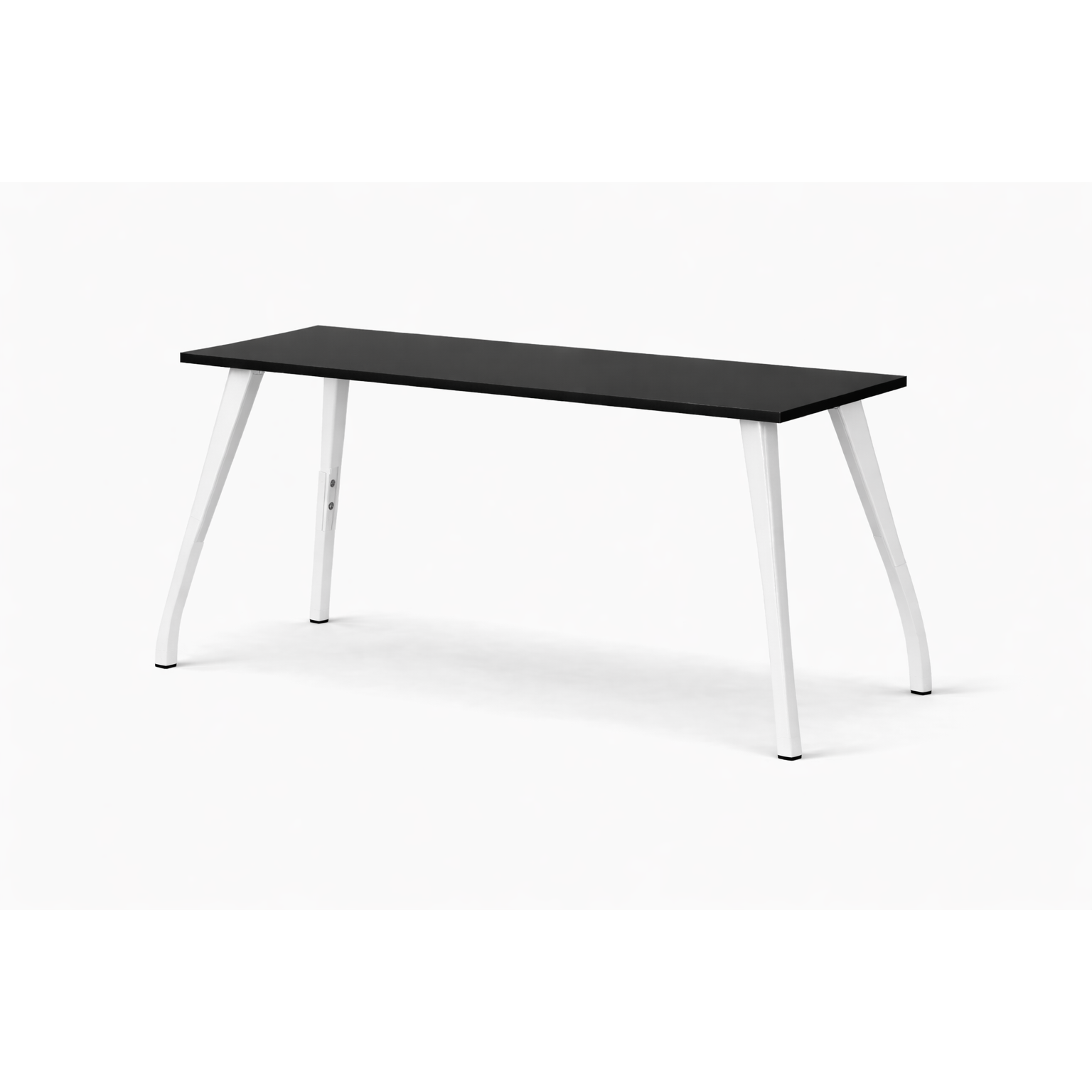Scala Desk Modern Workspace Desk for Contemporary Offices