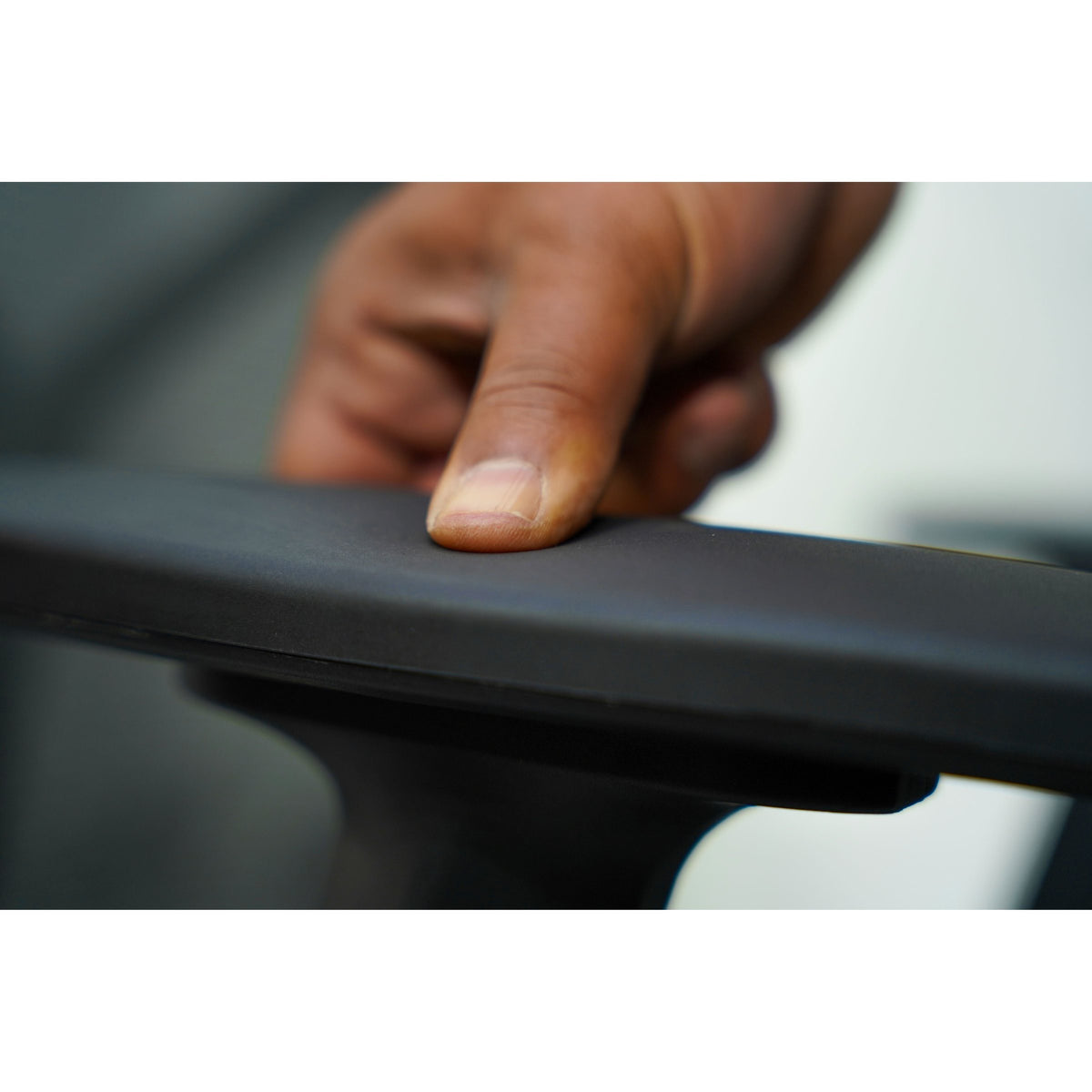Vinnous ergonomic office chair - image 8