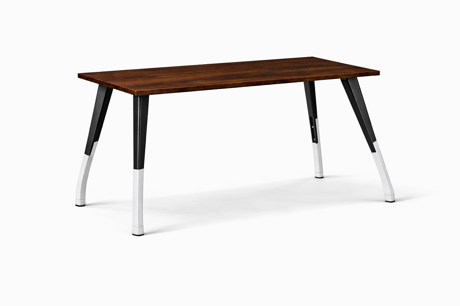 Scala Desk Modern Workspace Desk for Contemporary Offices
